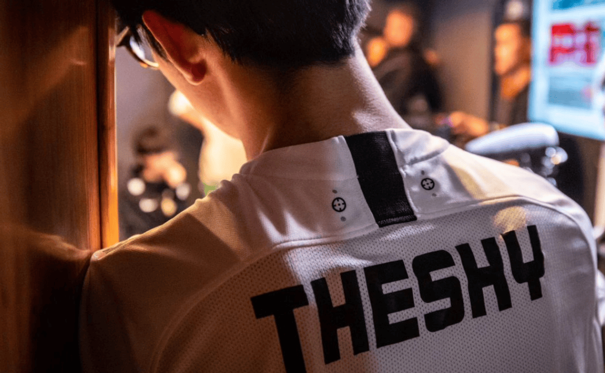 NAVI, Spirit , Vitality , 和 Mouz 收到 IEM 成都 2025 的邀请